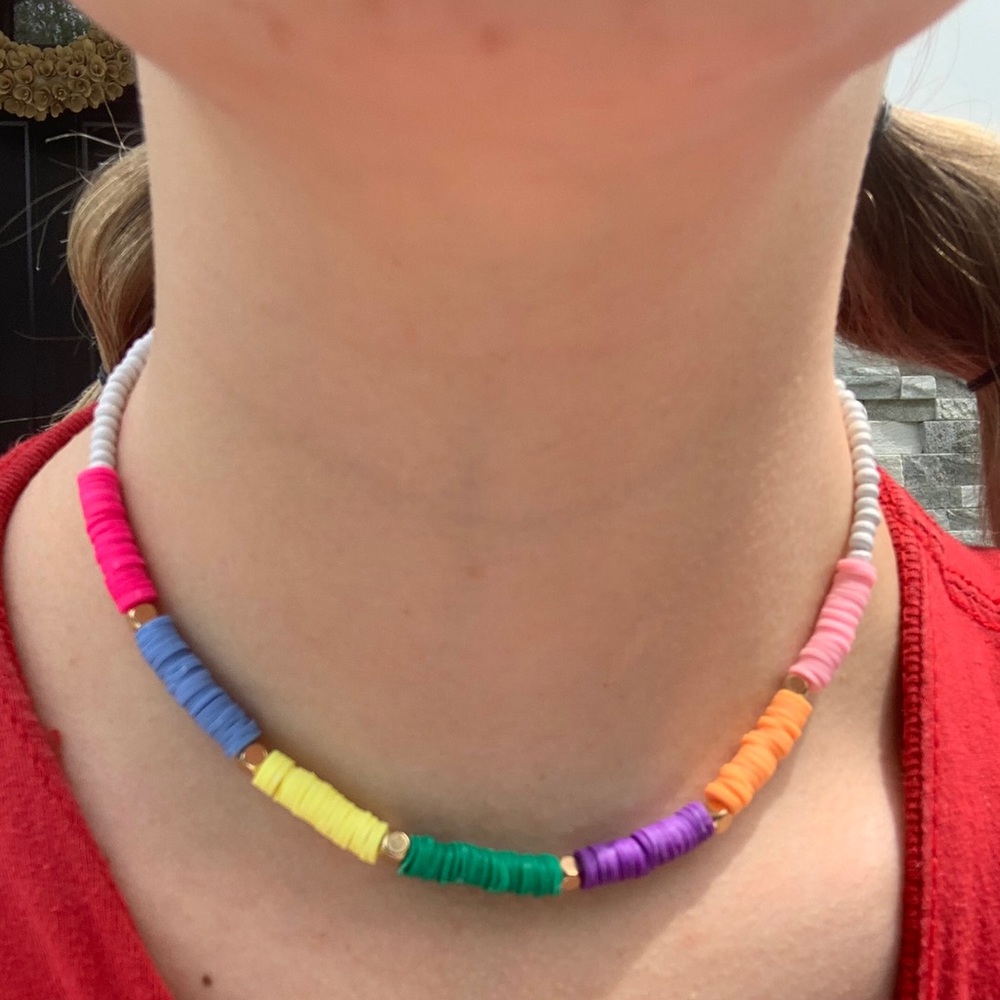 Trendy summer beaded necklace